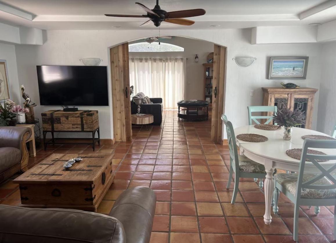 Pool/Waterfront Home 5 Min Walk To Siesta Key Village And Beach Exteriör bild